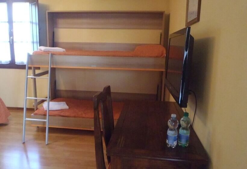 家庭间, Airone Pisa Hotel Ristorante