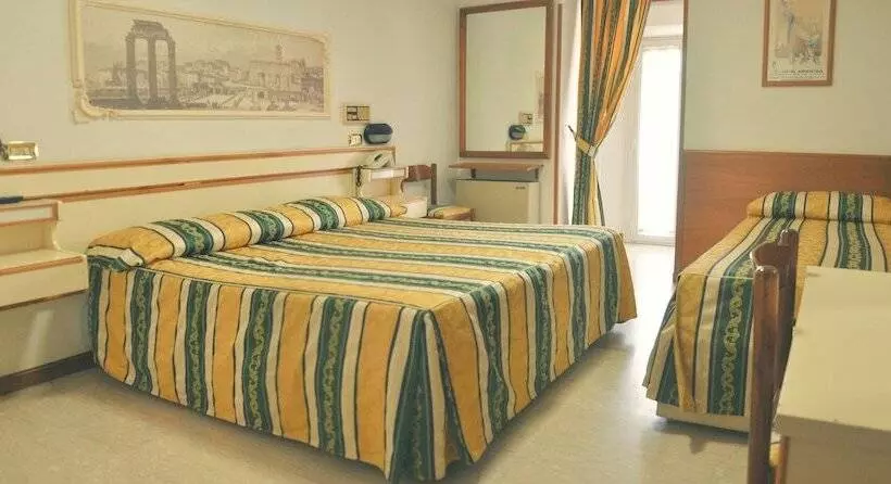 اتاق استاندارد سه نفره, Albergo Argentina Srl