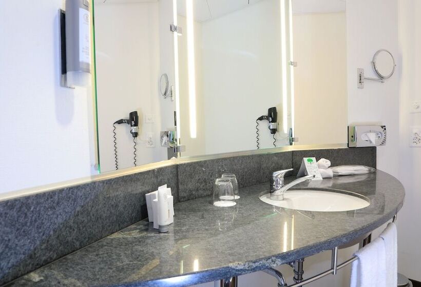 جناح, Banana City Winterthur