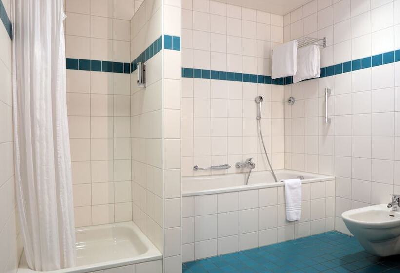 جناح, Banana City Winterthur