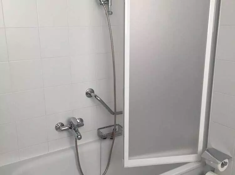 Comfort-huone, B&b Hotel Milano La Spezia