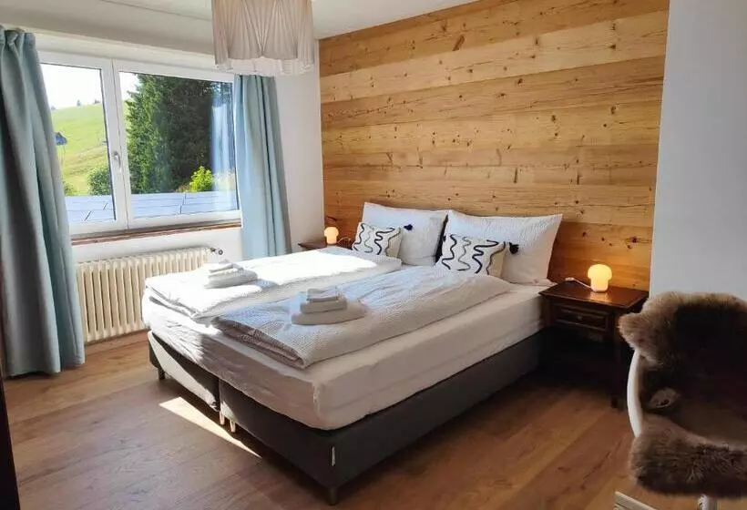 景色の見えるデラックスルーム, Bergsonne Rigi