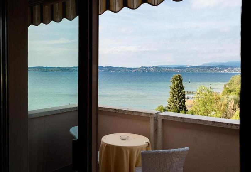 غرفة قياسية ذات إطلالة, Continental Wellness & Spa