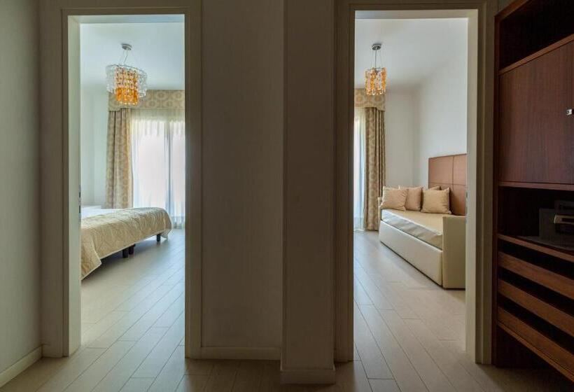 جناح عائلي, Continental Wellness & Spa