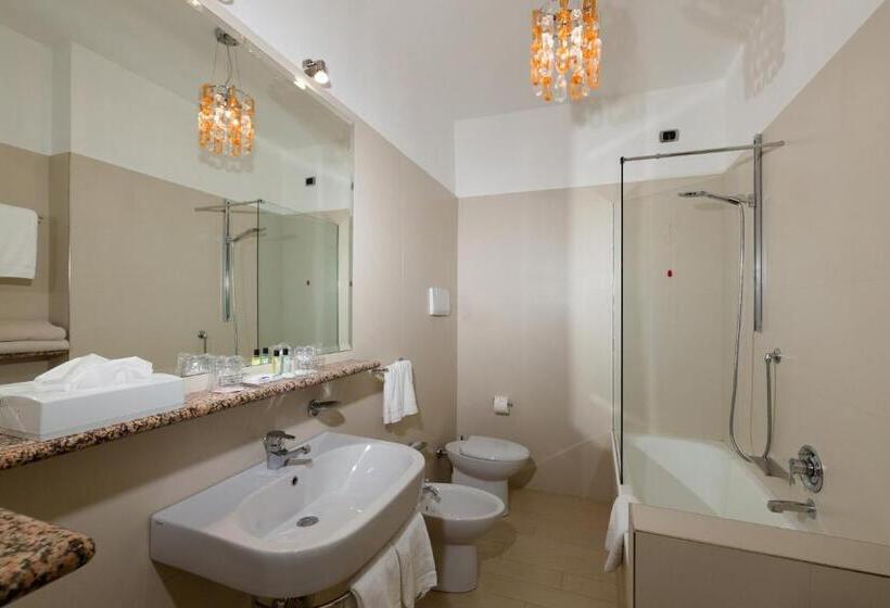 Family Suite, Continental Wellness & Spa