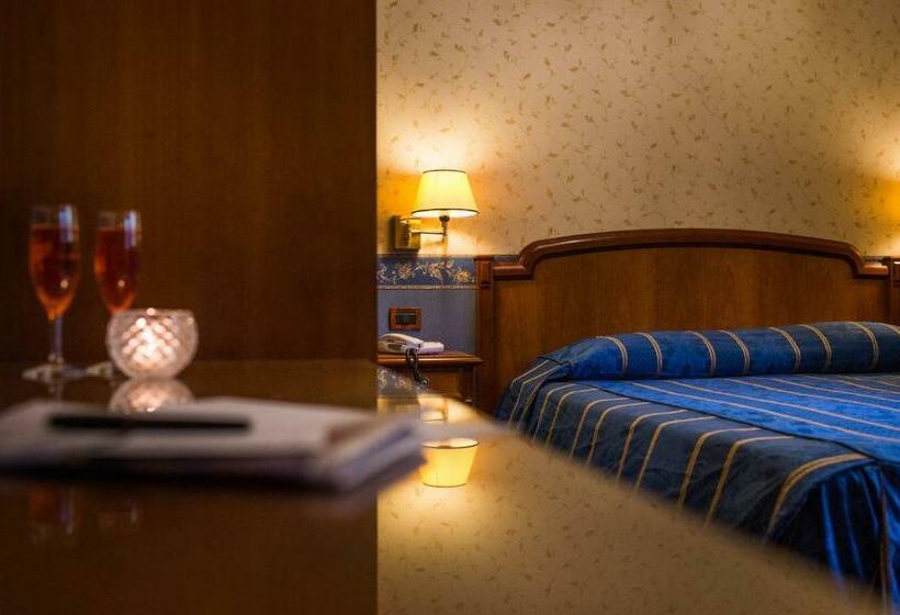 اتاق استاندارد, Diana Park