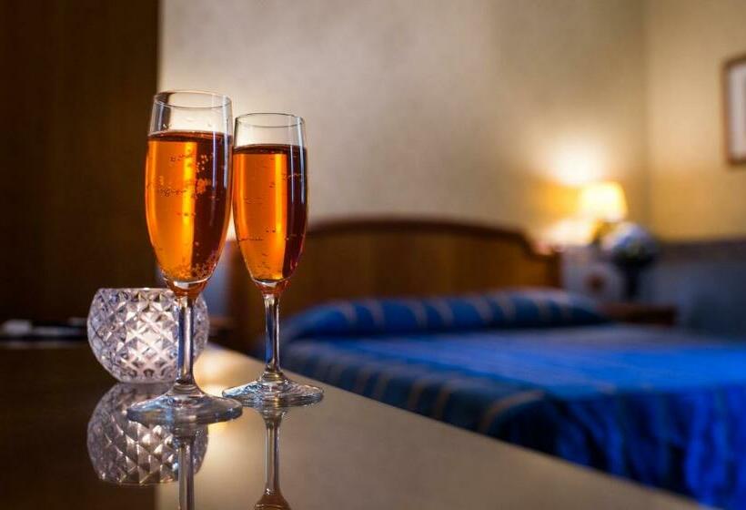 اتاق استاندارد, Diana Park