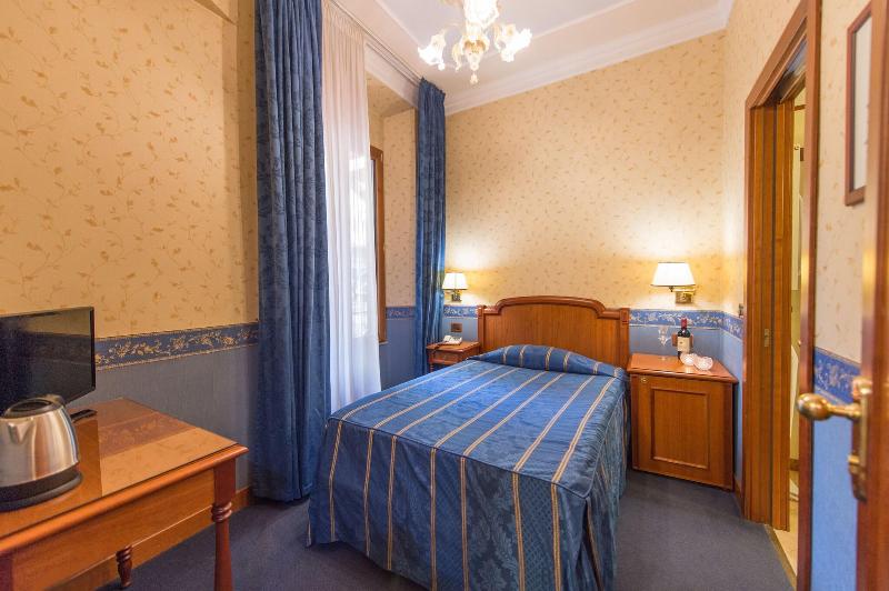 اتاق استاندارد یک نفره, Diana Park