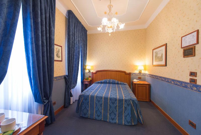 اتاق استاندارد یک نفره, Diana Park