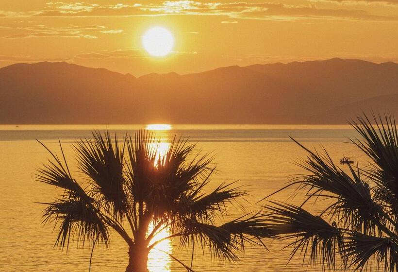 سوییت با چشمانداز دریا, Domes Miramare, A Luxury Collection Resort, Corfu Adults Only