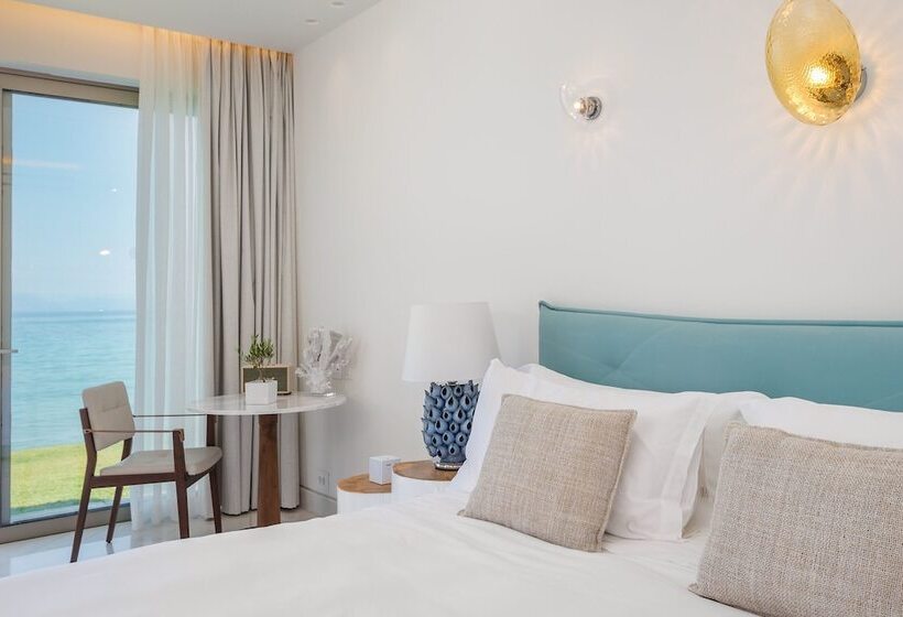سوییت با استخر, Domes Miramare, A Luxury Collection Resort, Corfu   Adults Only