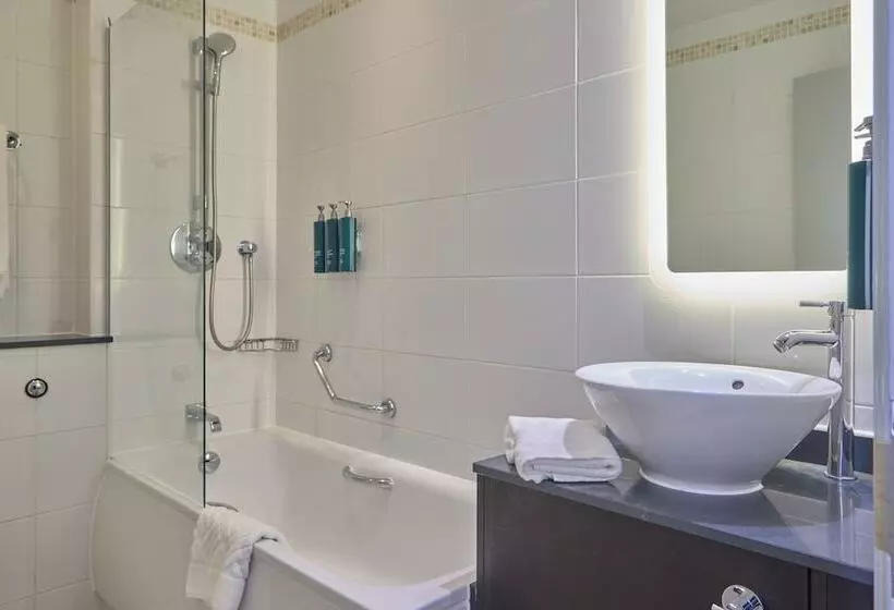 اتاق استاندارد, Doubletree By Hilton Brighton Metropole