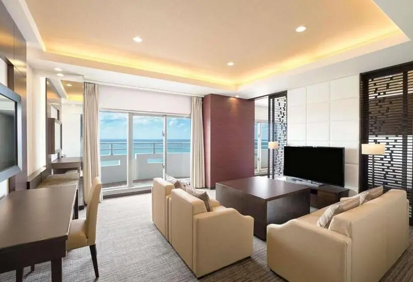 海の見えるエクゼクティブスイート, Grand Mercure Okinawa Cape Zanpa Resort