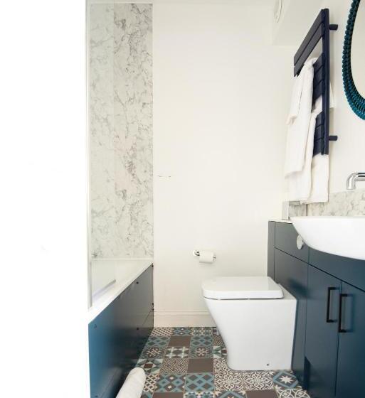 スタンダードルーム, Harington S Boutique