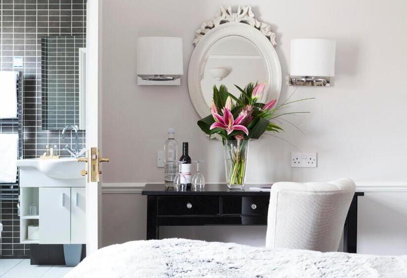 スーペリアトリプルルーム, Harington S Boutique