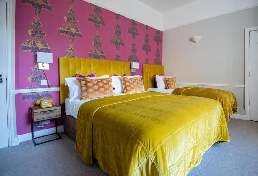 スーペリアトリプルルーム, Harington S Boutique