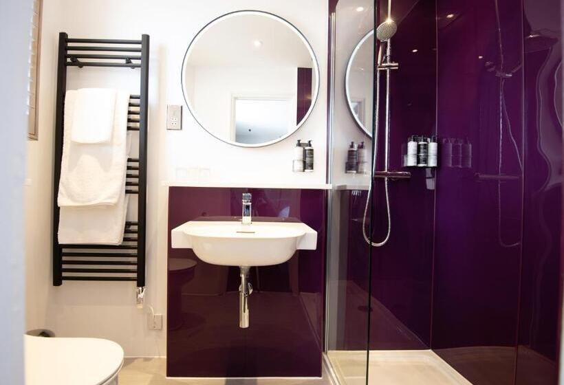 スーペリアールーム, Harington S Boutique