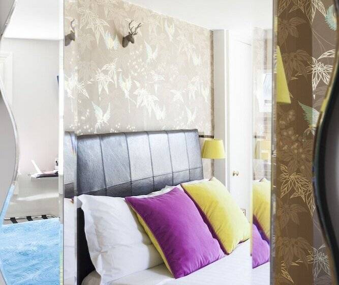 スタンダードルーム, Harington S Boutique