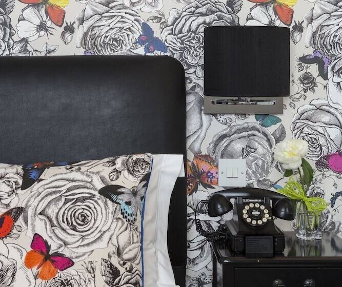 スーペリアールーム, Harington S Boutique