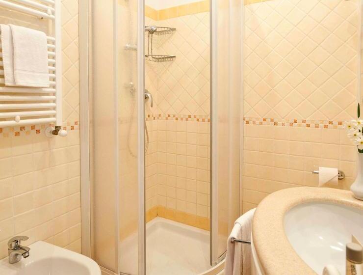 اتاق استاندارد, Kennedy