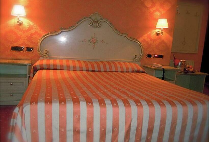 اتاق استاندارد, Lux