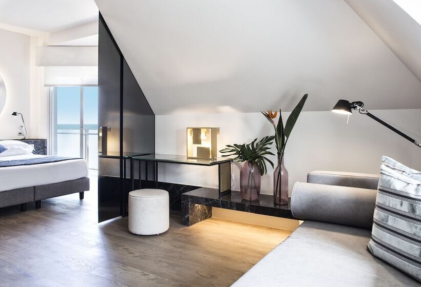 Полулюкс престиж с видом на море, Michelangelo