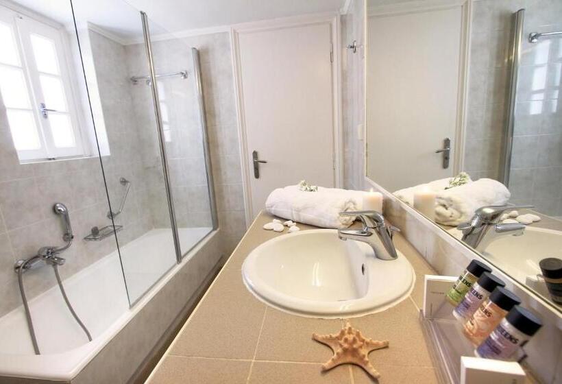 جناح, Nissia Traditional Residences Spetses