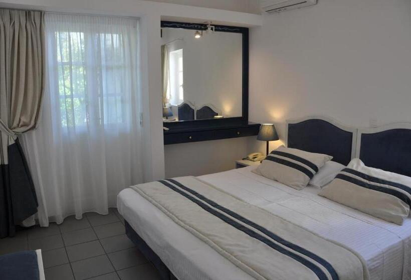 جناح, Nissia Traditional Residences Spetses