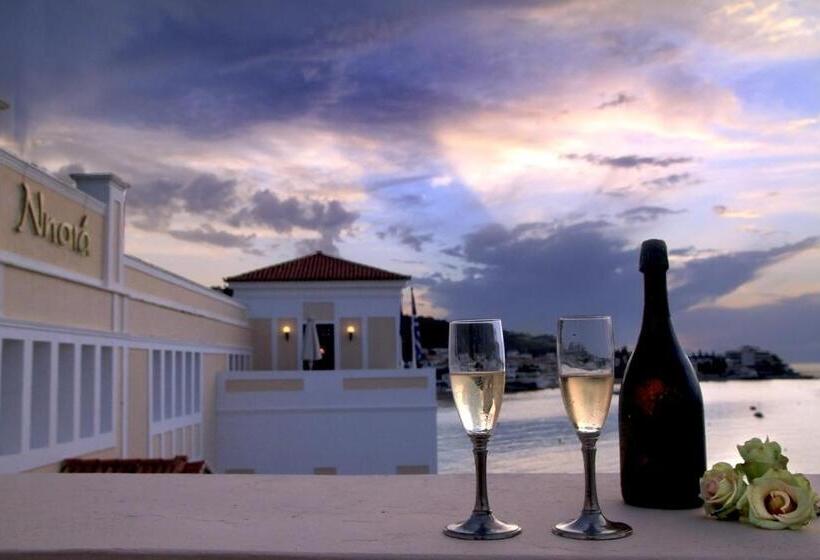 غرفة قياسية, Nissia Traditional Residences Spetses