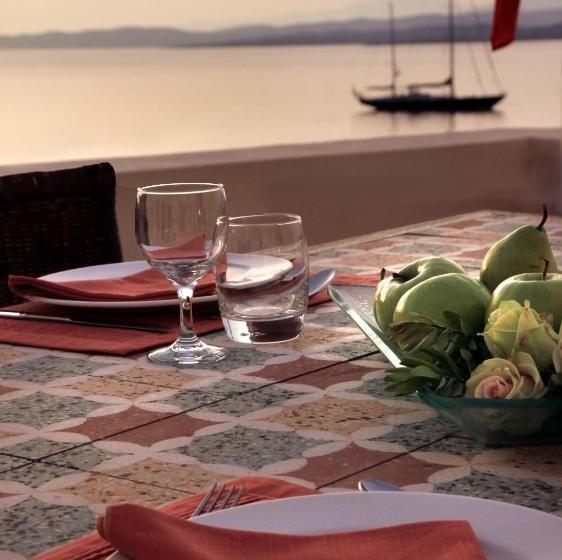غرفة قياسية, Nissia Traditional Residences Spetses