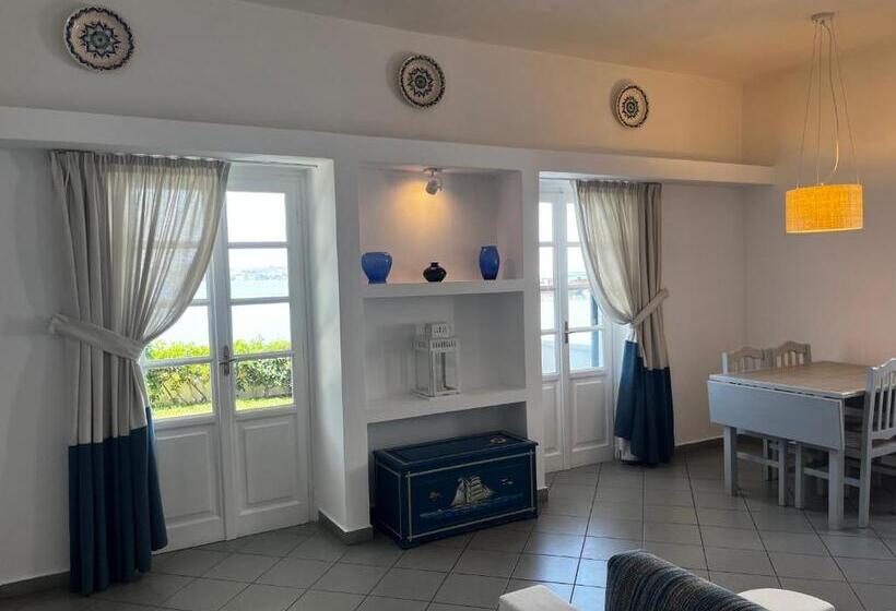 جناح مطلّ علي البحر, Nissia Traditional Residences Spetses