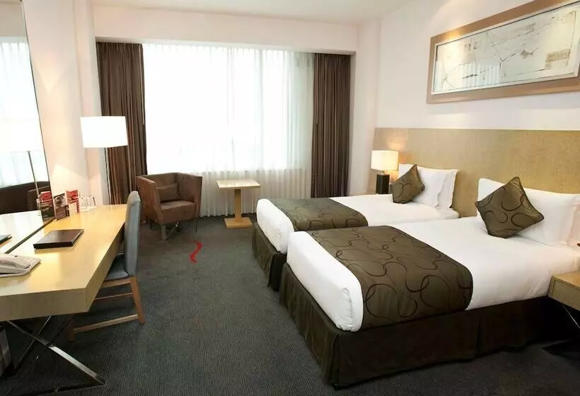 スーペリアールーム, Park Plaza Cardiff