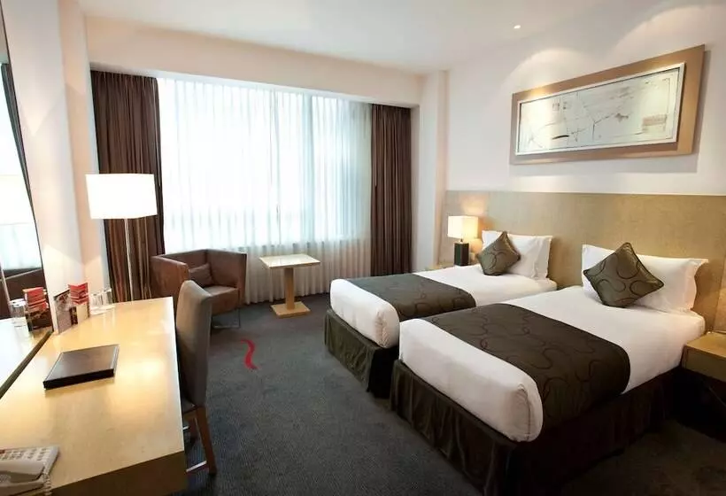 スーペリアールーム, Park Plaza Cardiff