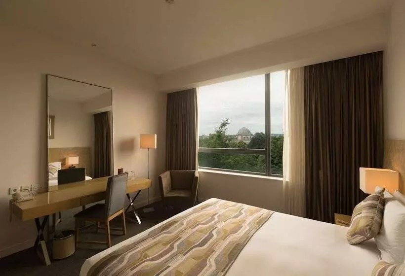 景色の見えるスーペリアルーム, Park Plaza Cardiff