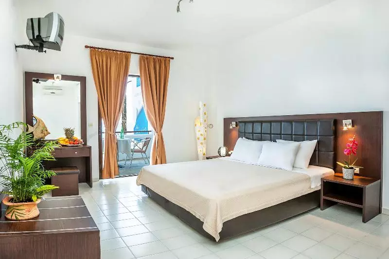 サイドシービュースーペリアールーム, Xenios Dolphin Beach