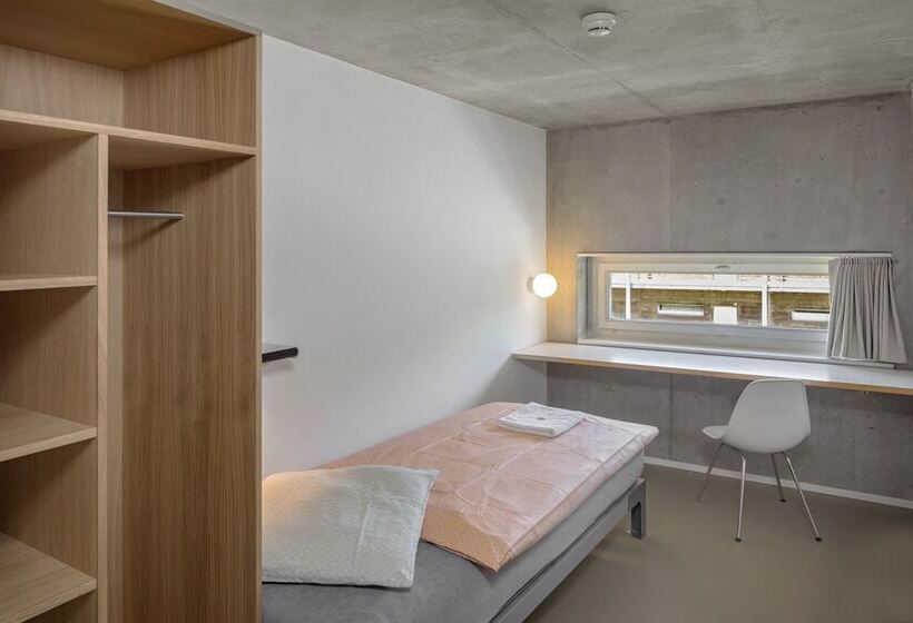 Номер Стандарт Индивидуальный Совместная Ванная, Lausanne Youth Hostel Jeunotel