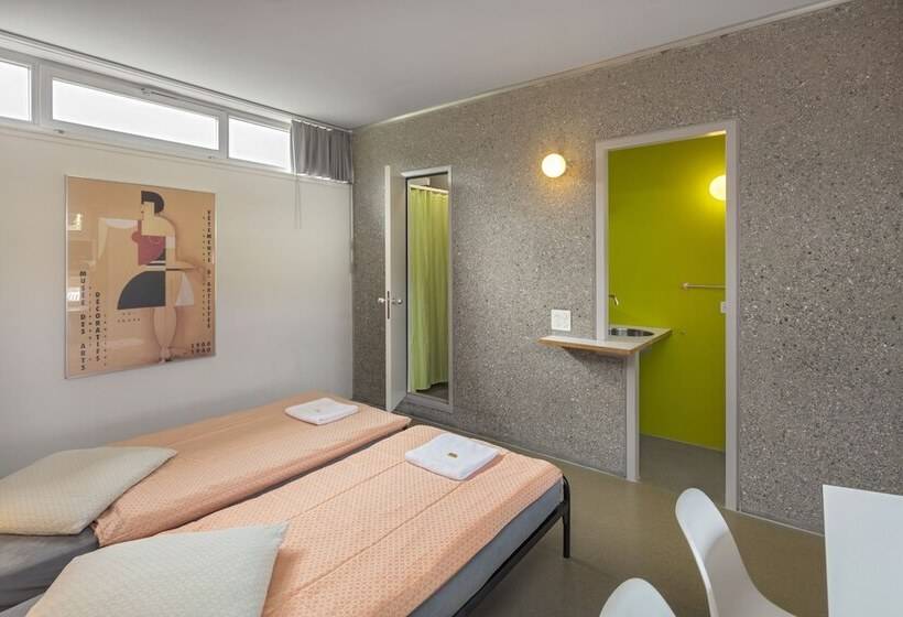 Номер Стандарт Индивидуальный, Lausanne Youth Hostel Jeunotel