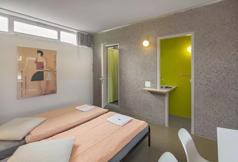 اتاق استاندارد یک نفره, Lausanne Youth Hostel Jeunotel