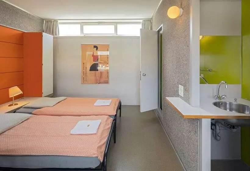 اتاق استاندارد یک نفره, Lausanne Youth Hostel Jeunotel