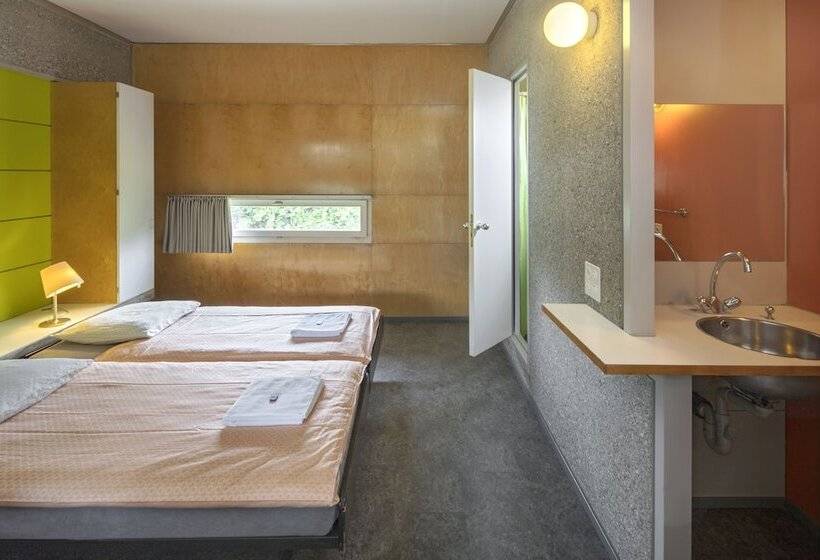 اتاق استاندارد, Lausanne Youth Hostel Jeunotel