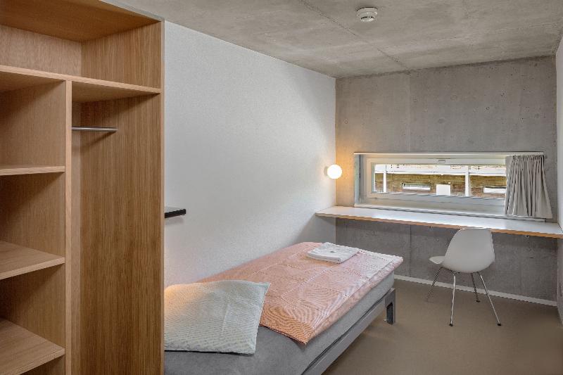 Номер Стандарт Индивидуальный Совместная Ванная, Lausanne Youth Hostel Jeunotel