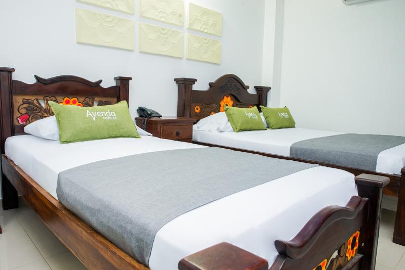 标准三人间, Ayenda 1315 Candiac