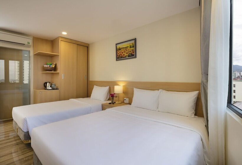 חדר דלוקס לשלושה, The Swan Nha Trang