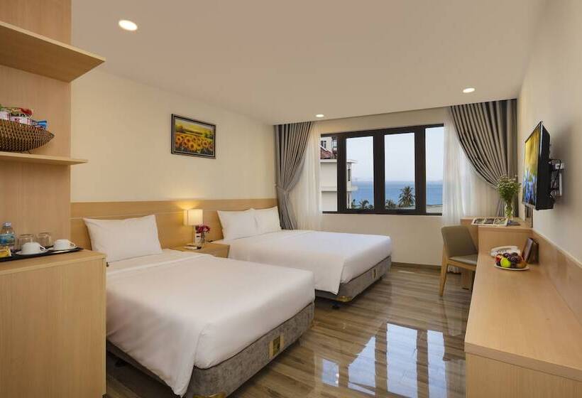 חדר דלוקס לשלושה, The Swan Nha Trang