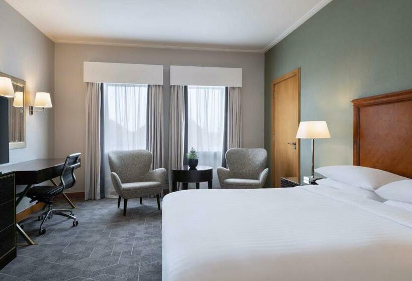 Номер Superior, Delta Hotels By Marriott Bexleyheath