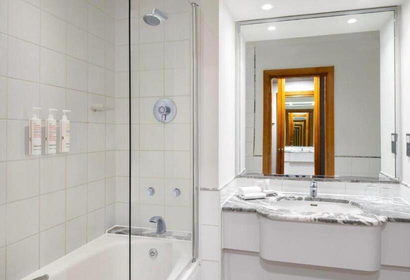 Номер Deluxe, Delta Hotels By Marriott Bexleyheath