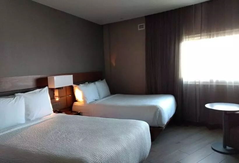 ２ダブルベッドのスタンダードルーム, Ac Hotel By Marriott Guadalajara Expo