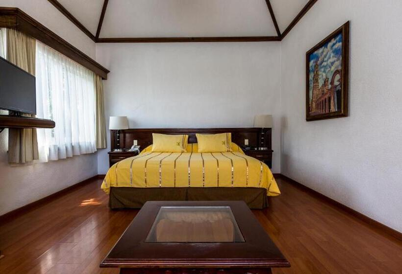 Люкс, Casa De La Loma