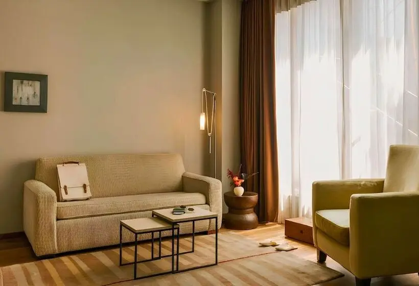 Suite with Terrace, Chambers Powered By Sonder
