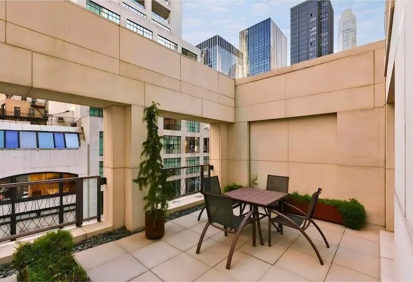 Suite with Terrace, Chambers Powered By Sonder